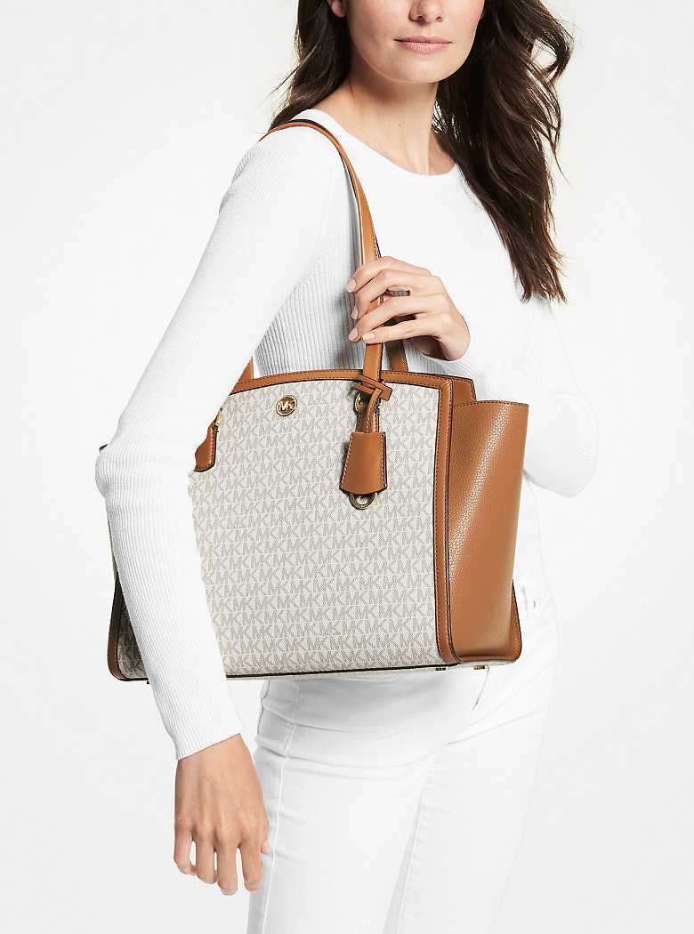 Michael Kors Chantal Large Logo Vanilla/Acorn | SN-MK26853