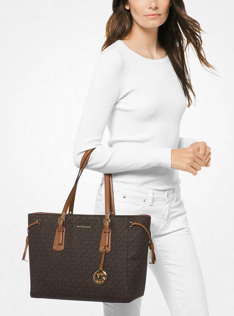 Michael Kors Voyager Medium Logo Brown | SN-MK26899